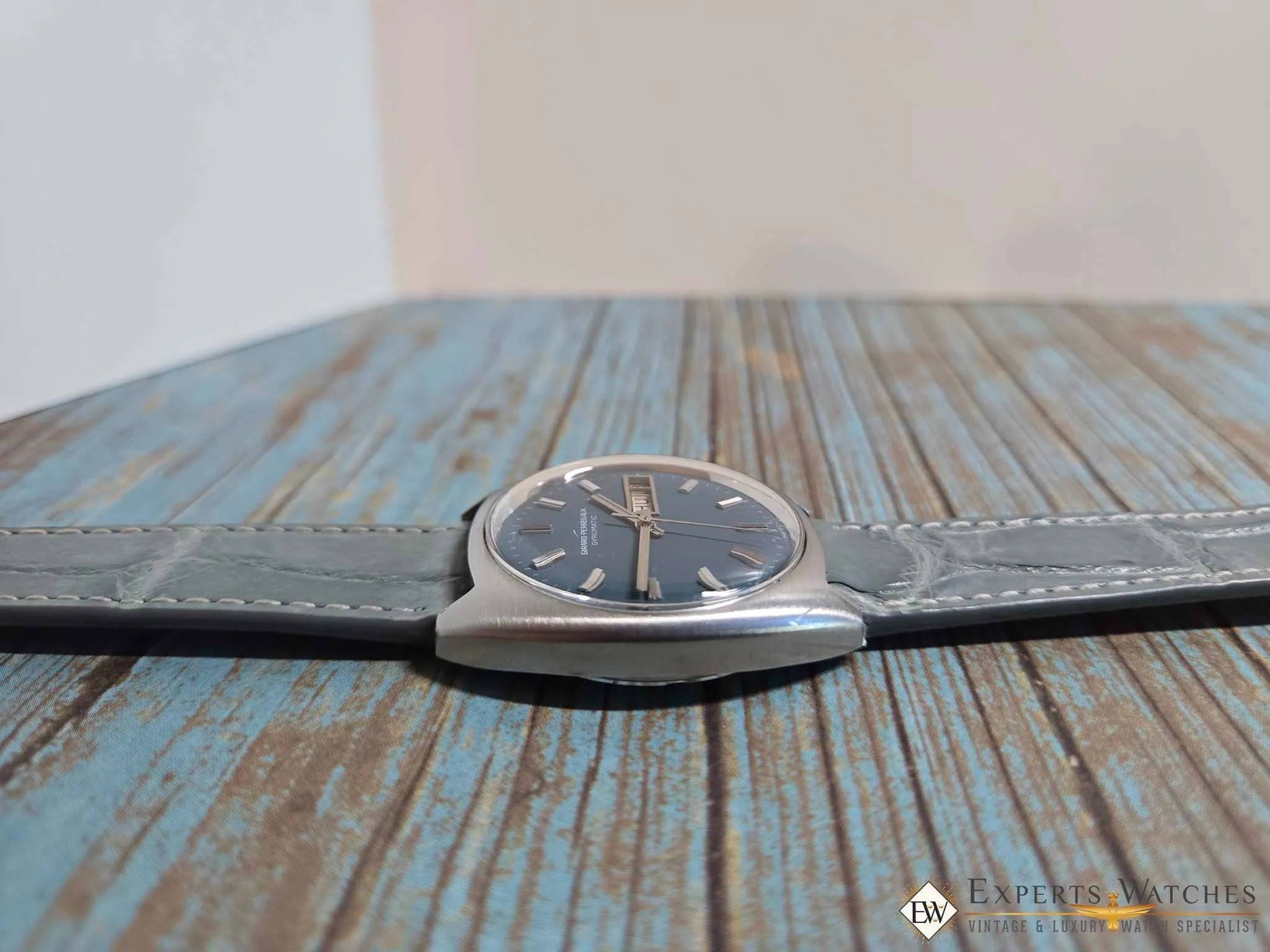 1970's Vintage Girard Perregaux Gyromatic GP Teal Dial Day Date Automatic Watch