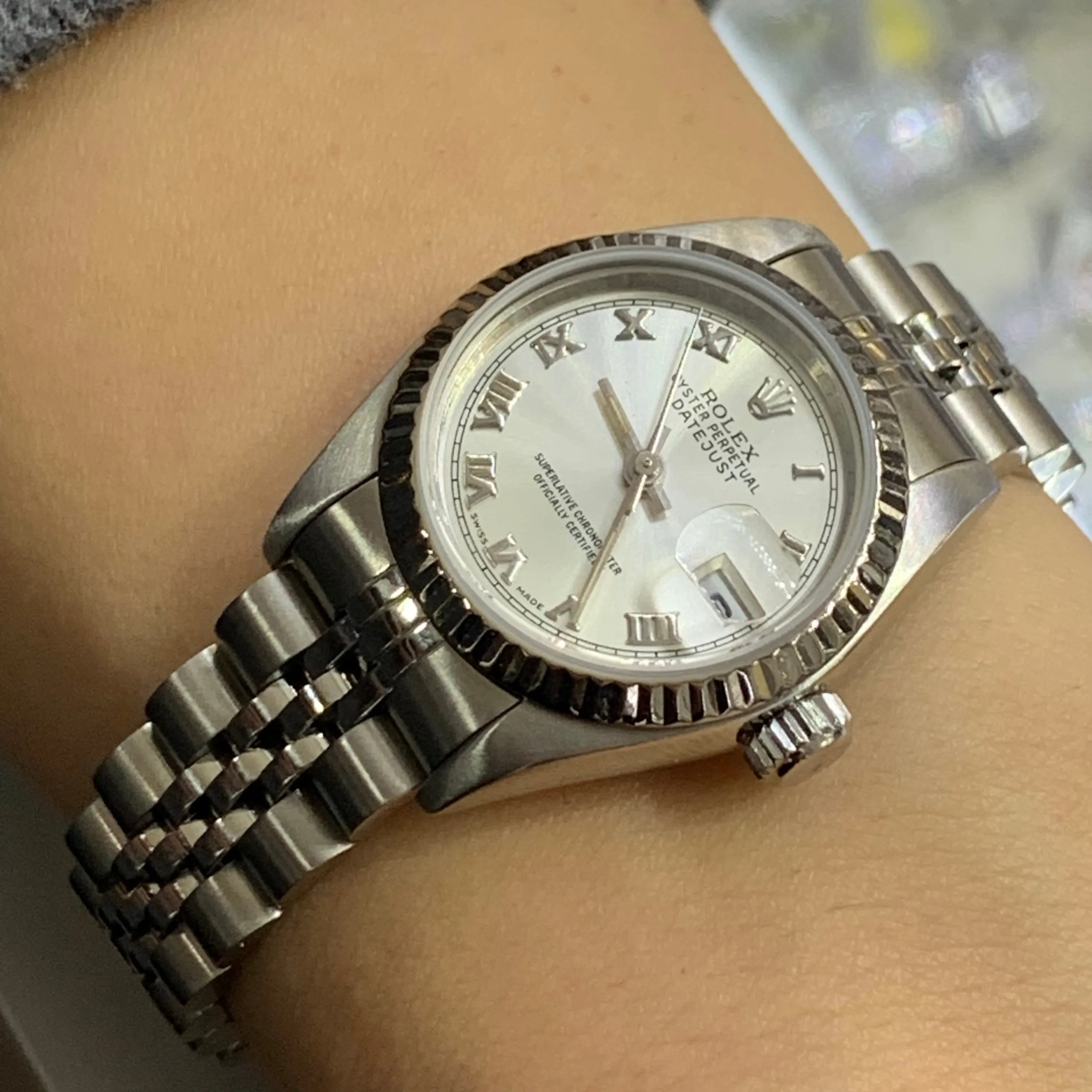 26mm Ladies` Rolex Watch with Stainless Steel Jubilee Bracelet (silver dial, fluted bezel)