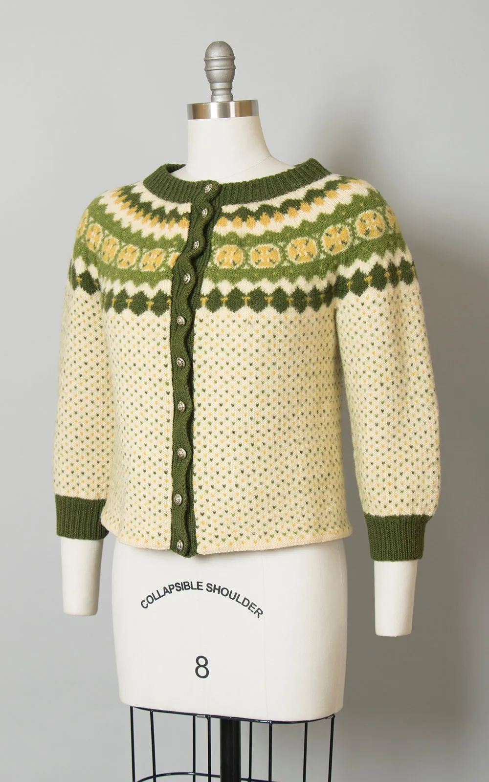 $50 & UNDER SALE || 1960s Danish Knit Wool Cardigan | medium