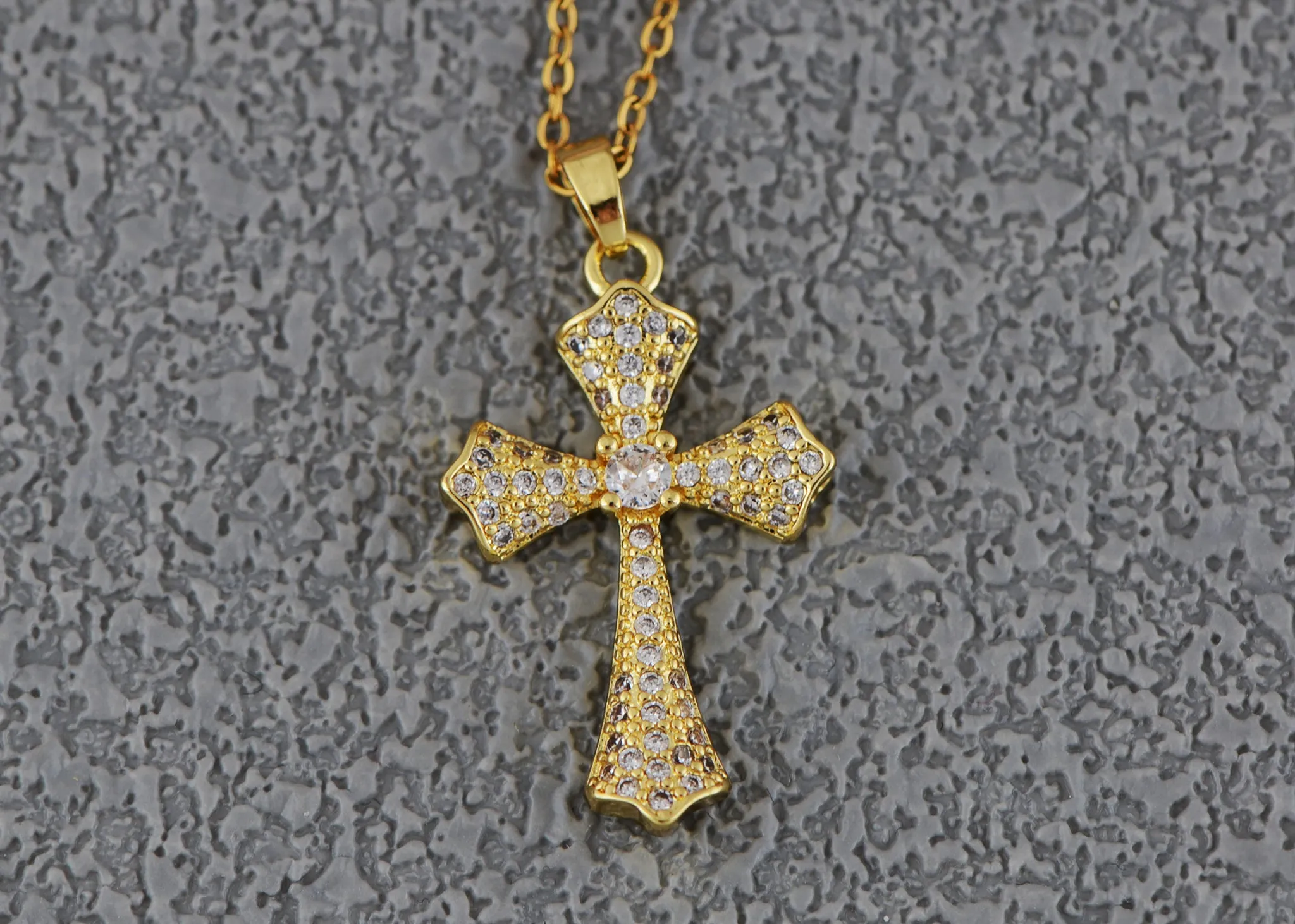 Alilang Gold Tone Rhinestone Cross Pendant Necklace Ideal for Religious Occasions