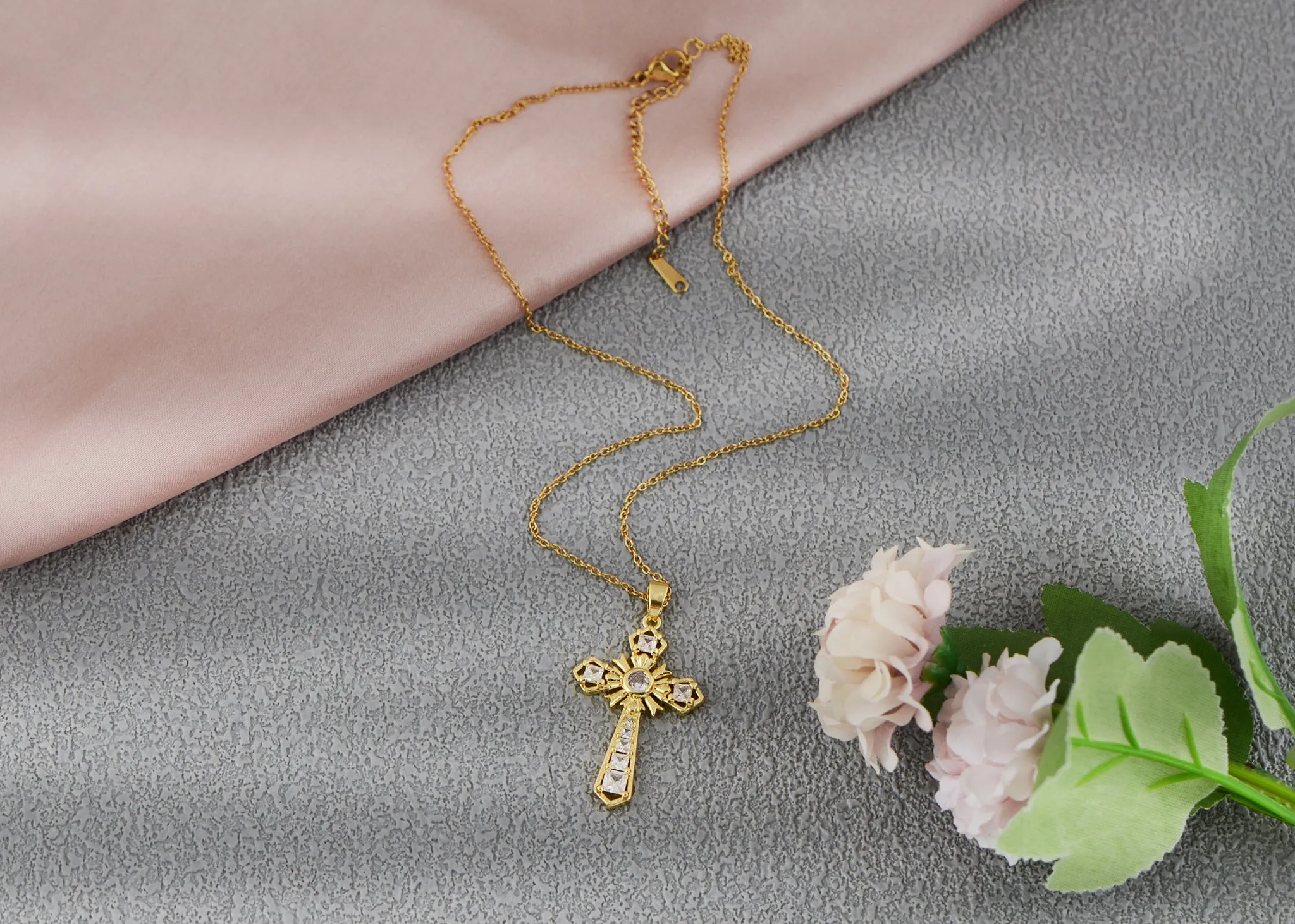 Alilang Gold Tone Rhinestone Cross Pendant Necklace Ideal for Religious Occasions