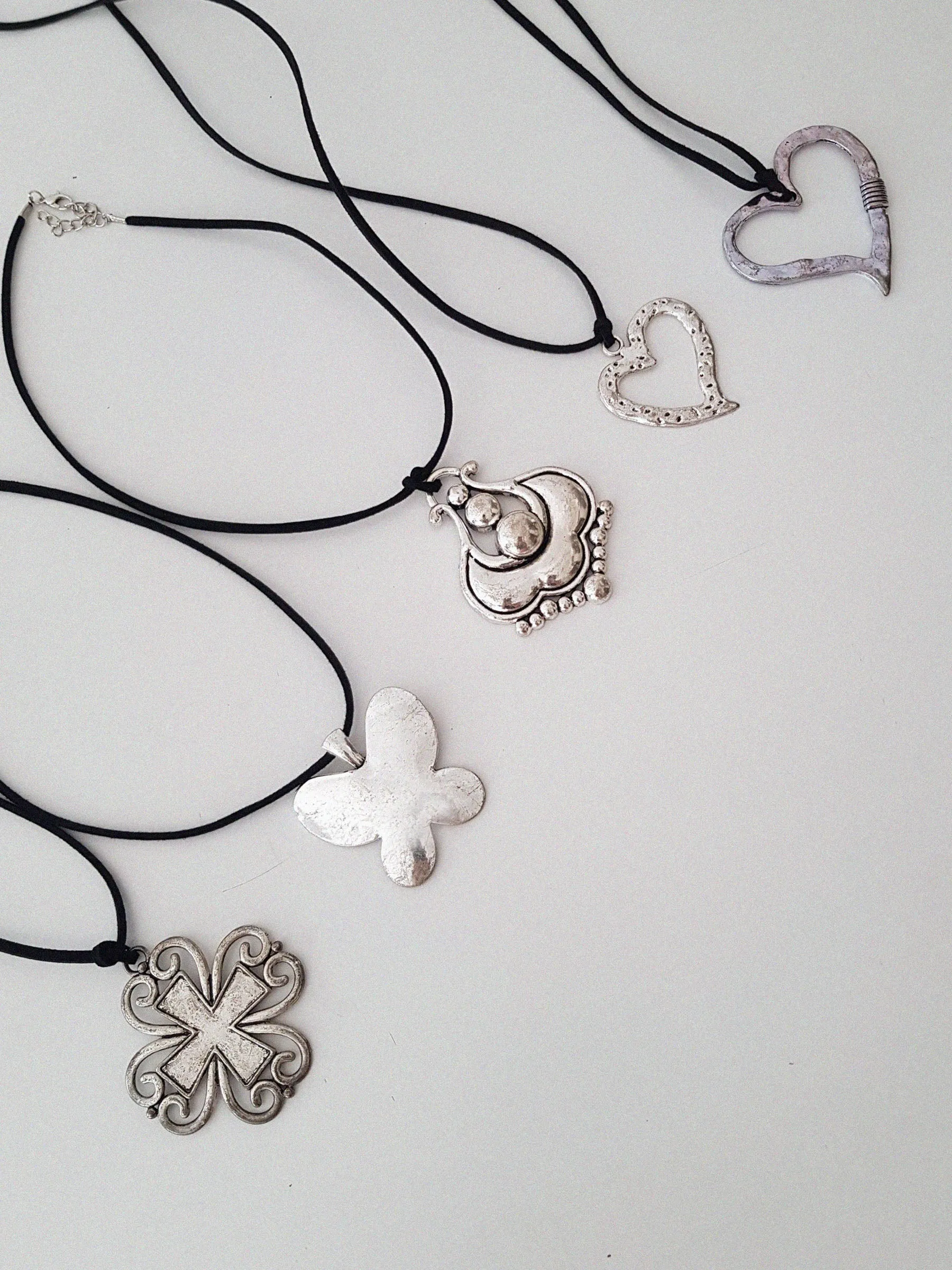 BABY NECKLACES // cross