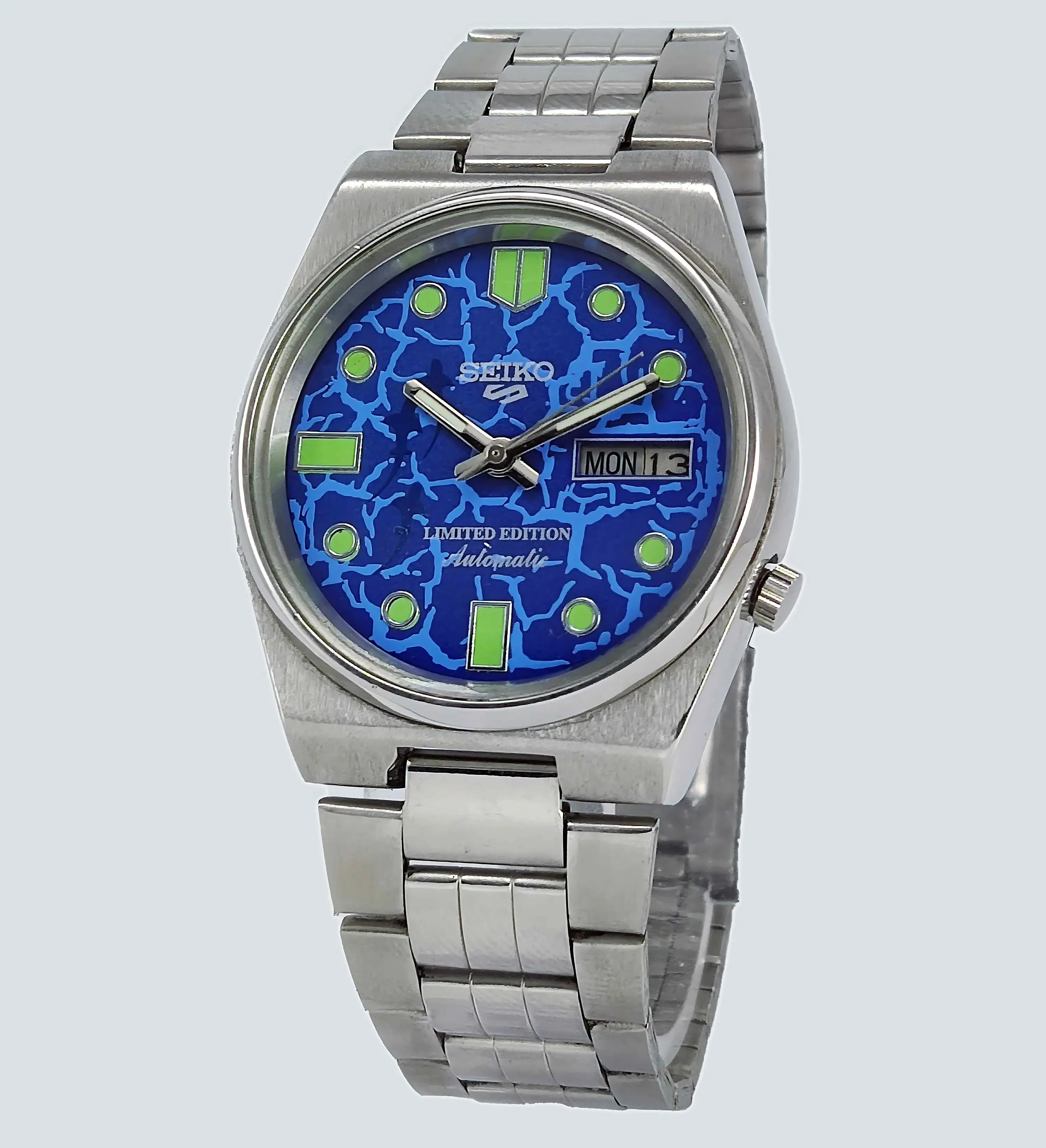 Blue Seiko 5 Automatic-7009A Analog 17 Jewels Analog Day Date Men's Mechanical Watch