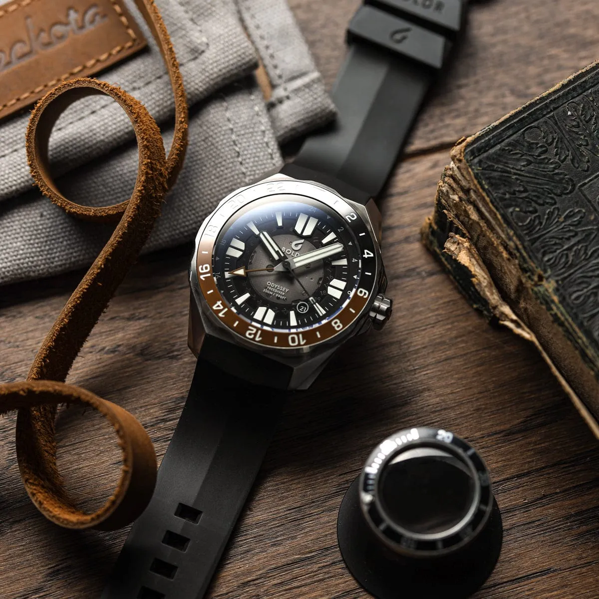 Boldr Odyssey Freediver GMT Black / Green LIKE NEW
