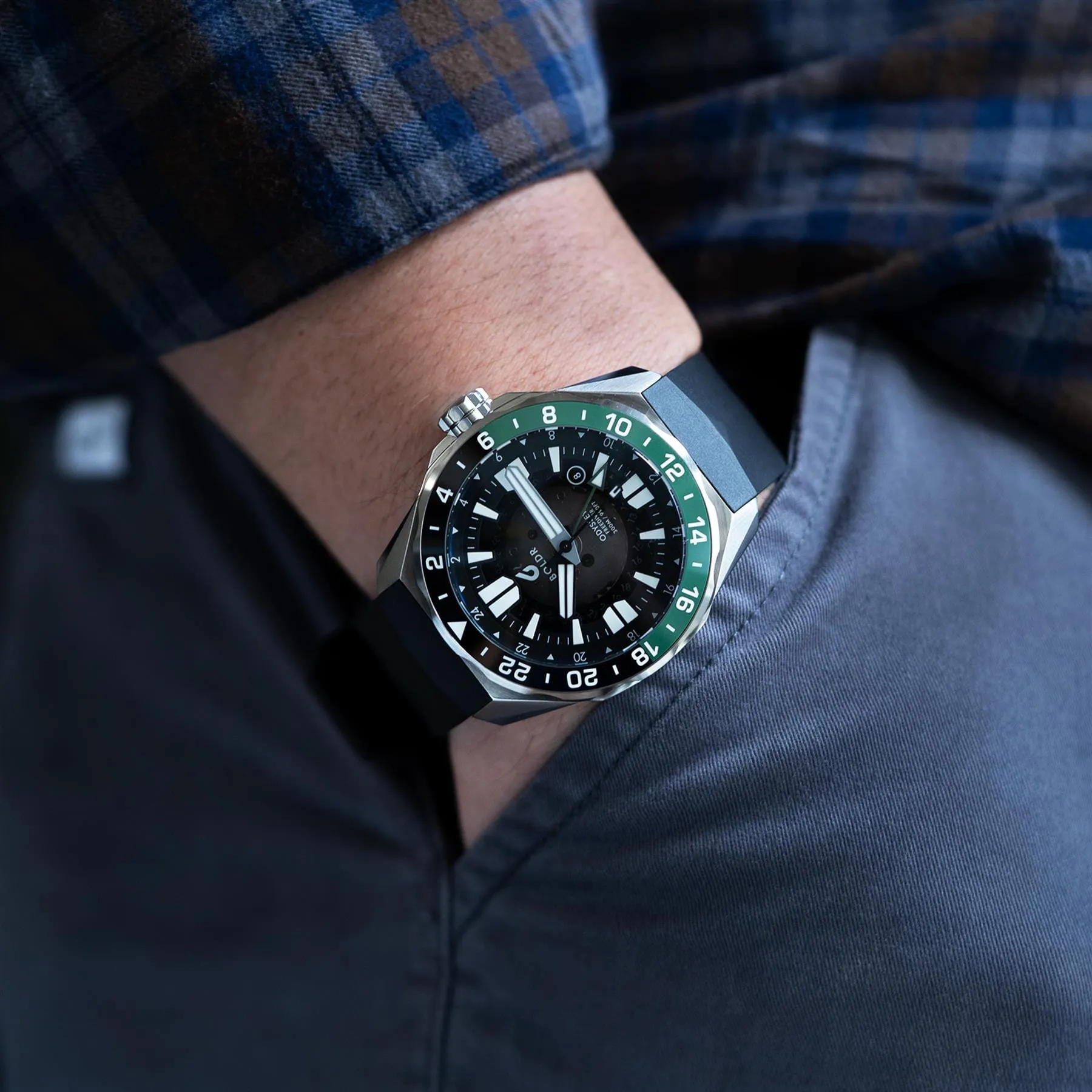 Boldr Odyssey Freediver GMT Black / Green LIKE NEW