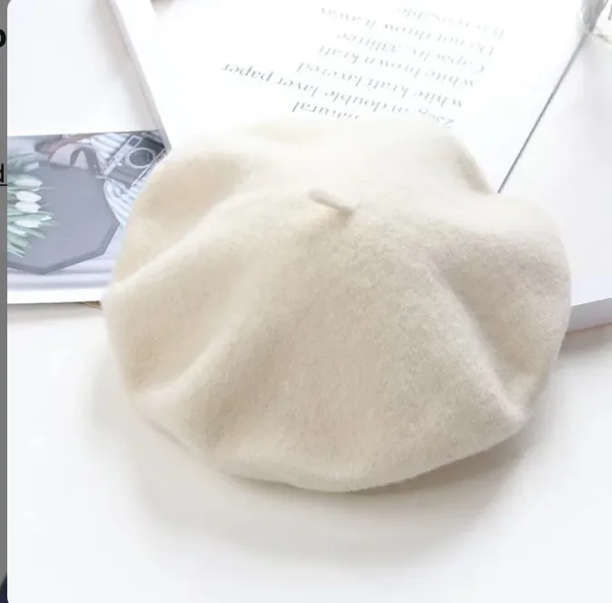 Classic Berets / Fall accessories  / Wool hats /  10 different colors / bestselling berets