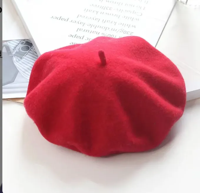 Classic Berets / Fall accessories  / Wool hats /  10 different colors / bestselling berets