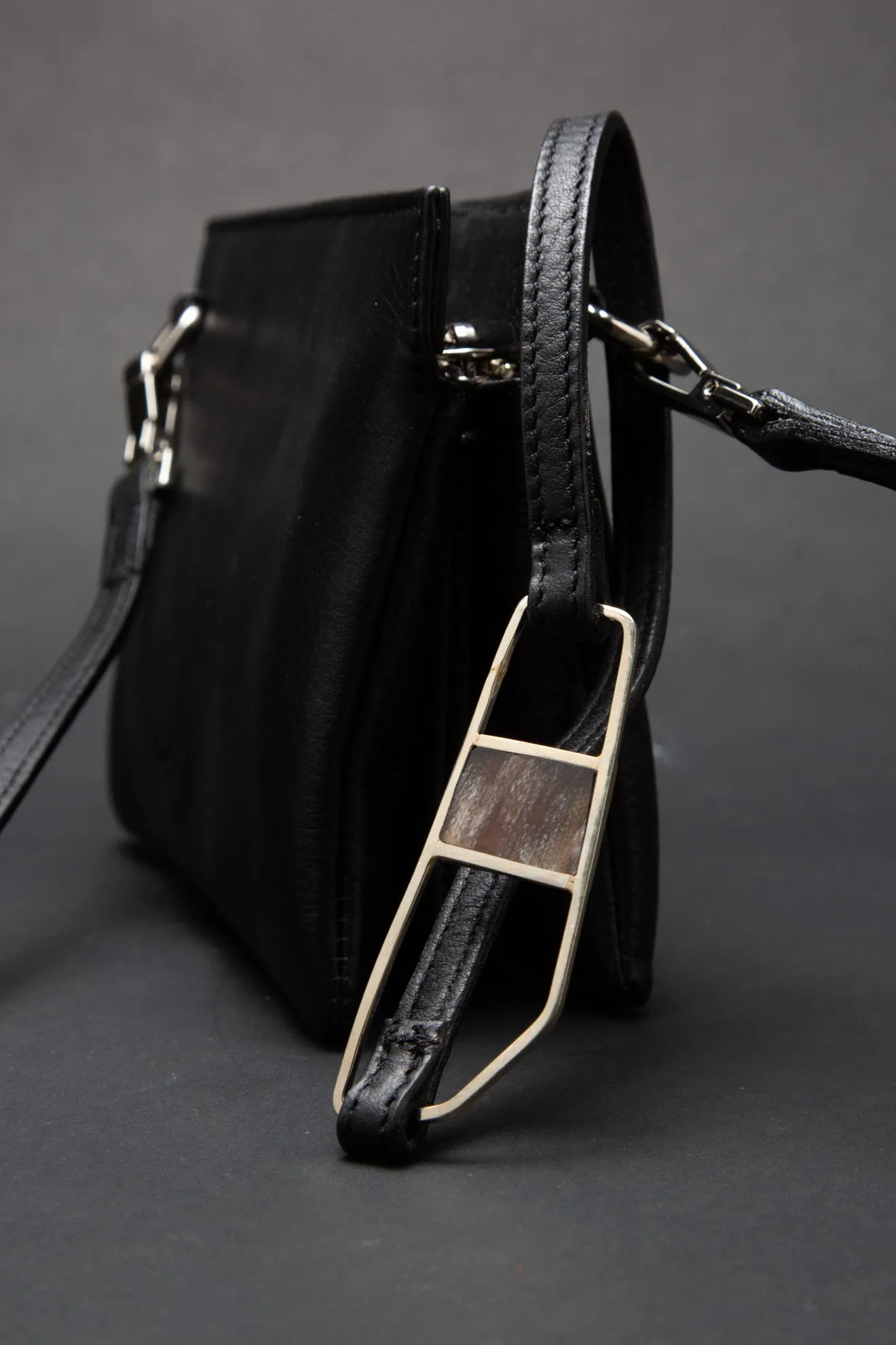 Crossbody 3024 Black