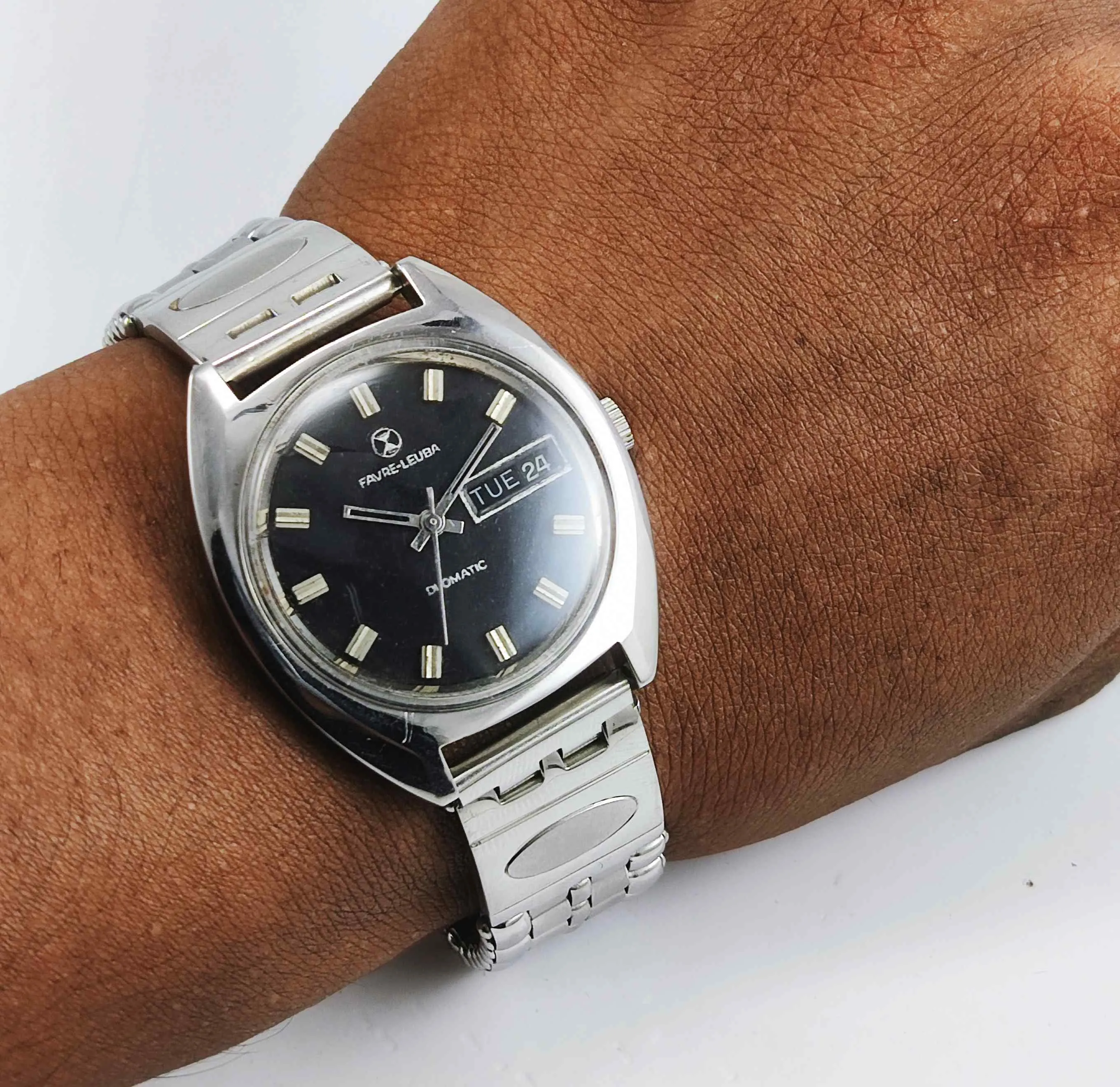 Favre Leuba Duomatic 2066 Black Dial 17 Jewels Men's Automatic Watch