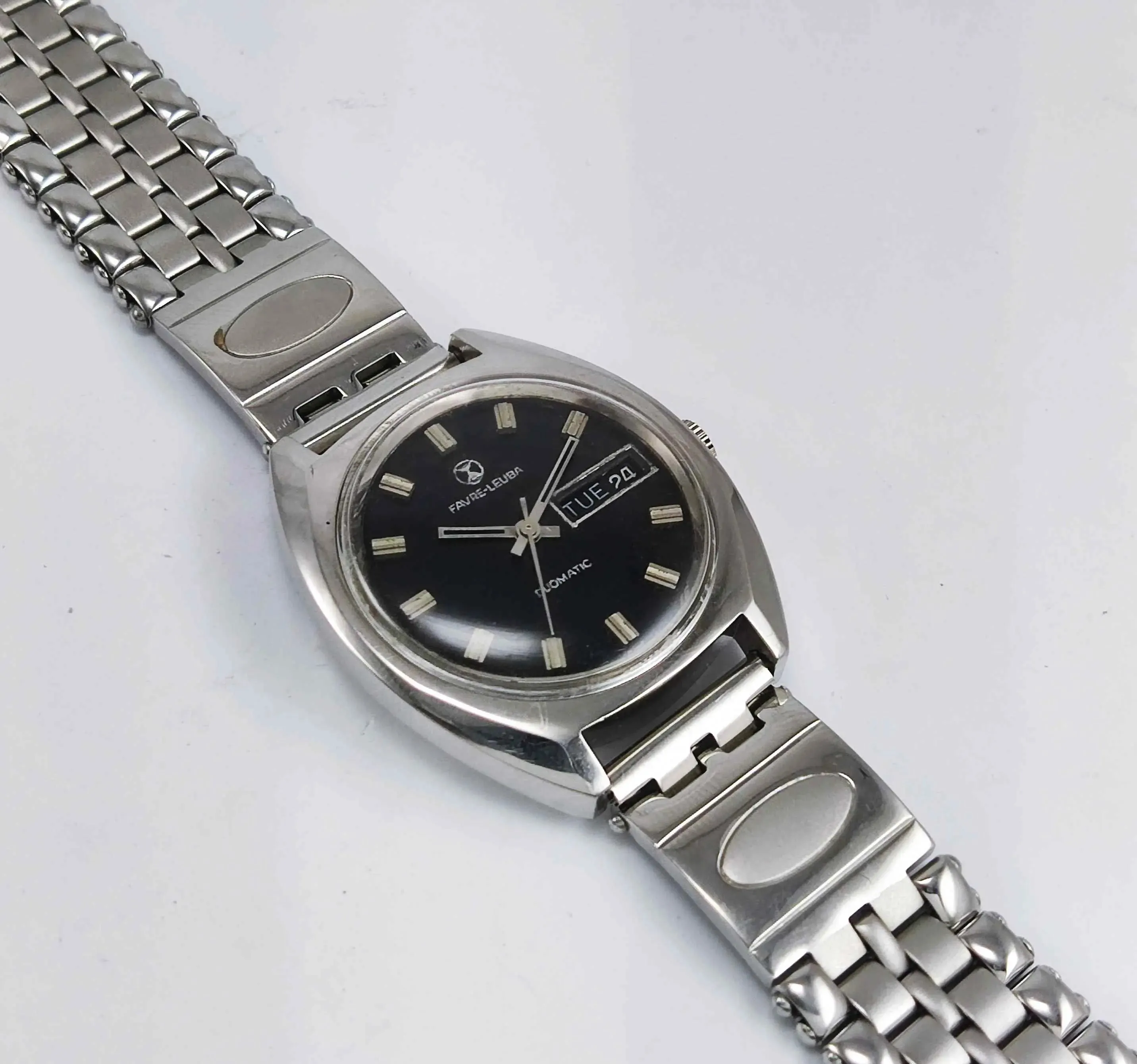 Favre Leuba Duomatic 2066 Black Dial 17 Jewels Men's Automatic Watch