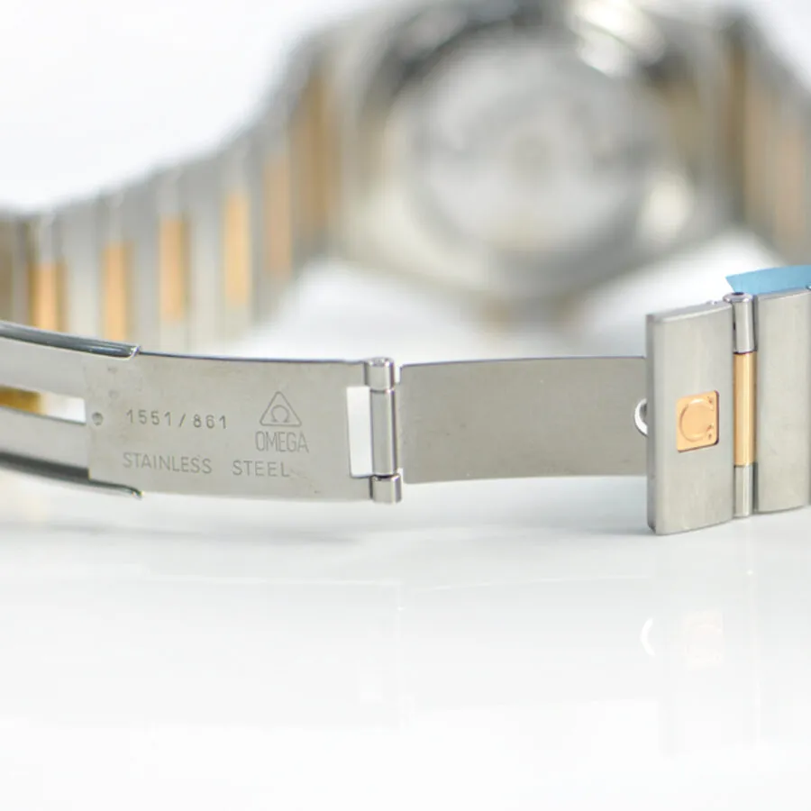 Omega CONSTELLATION Automatic Unisex Watch 111.10.36.20.52.001