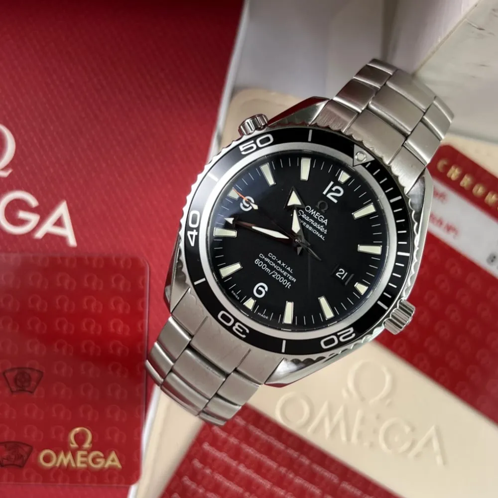 Omega Seamaster Planet Ocean 22005000 2500XL (2008)