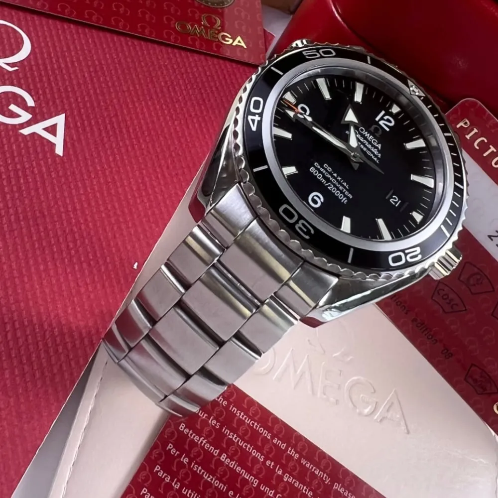 Omega Seamaster Planet Ocean 22005000 2500XL (2008)