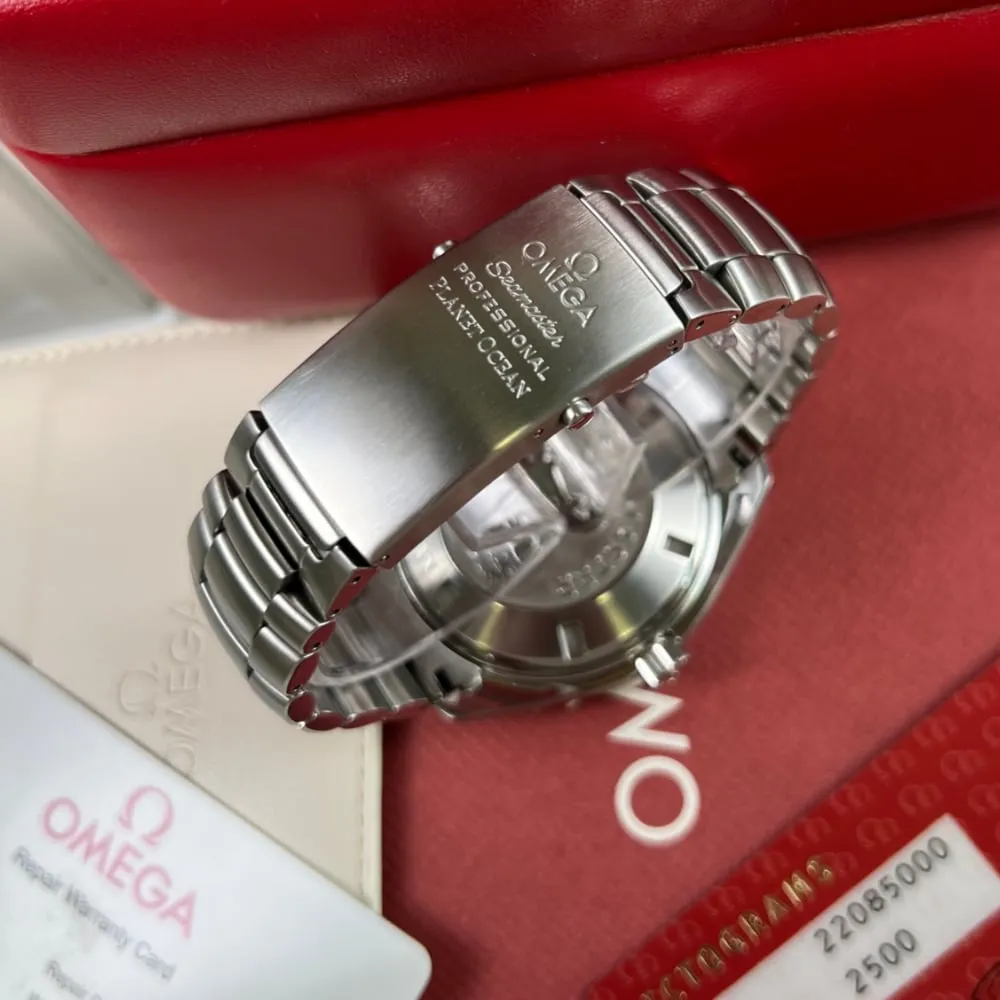 Omega Seamaster Planet Ocean 22085000 2500XL (2011)