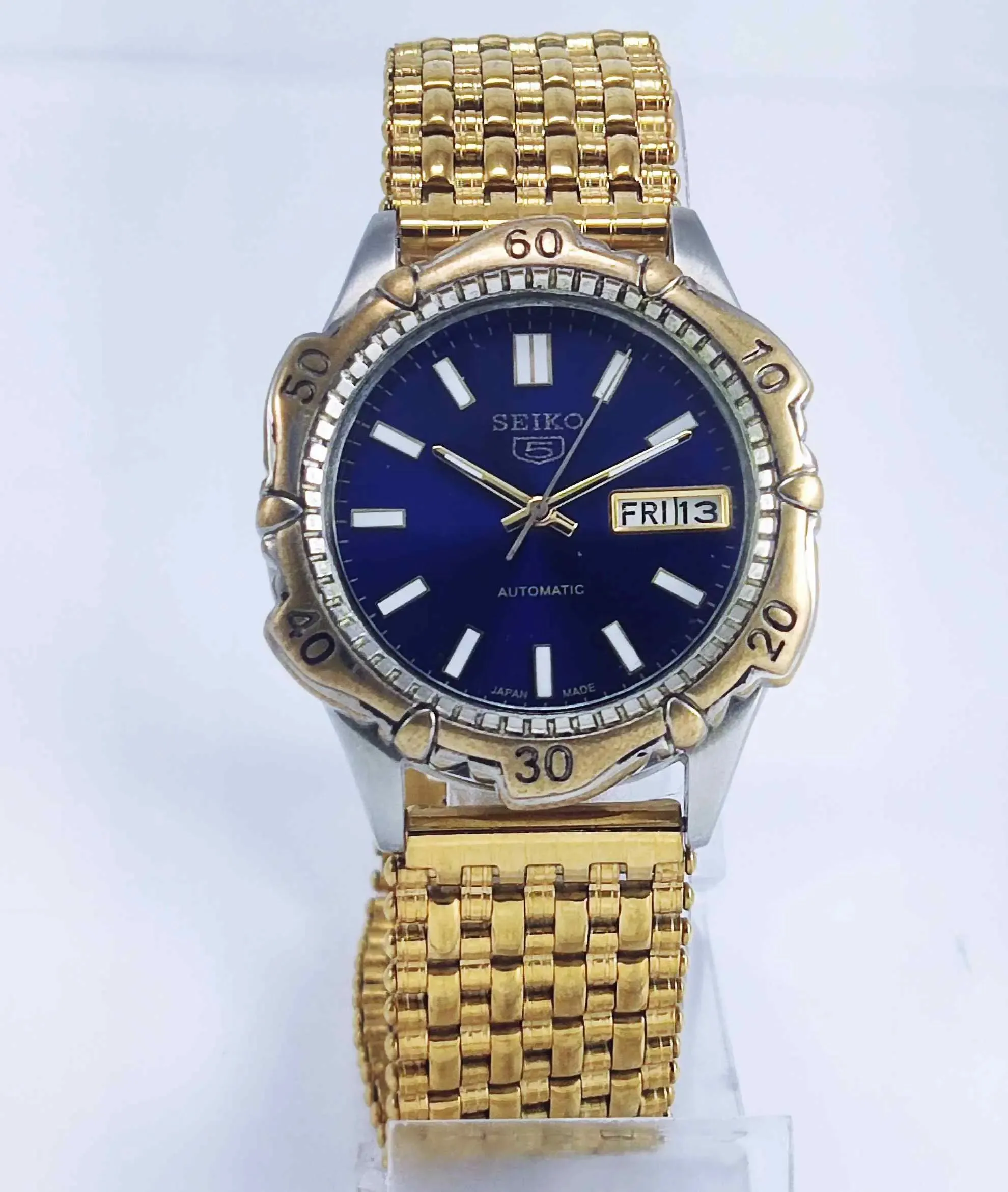 Seiko 5 Automatic 7S26A Blue Dial 21 Jewels Transparent Back